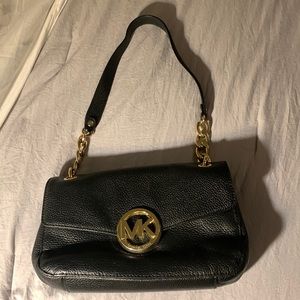 Good condition Black Michael Kors purse
